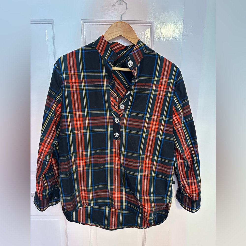 Size 4 J. Crew plaid 1/4 button down